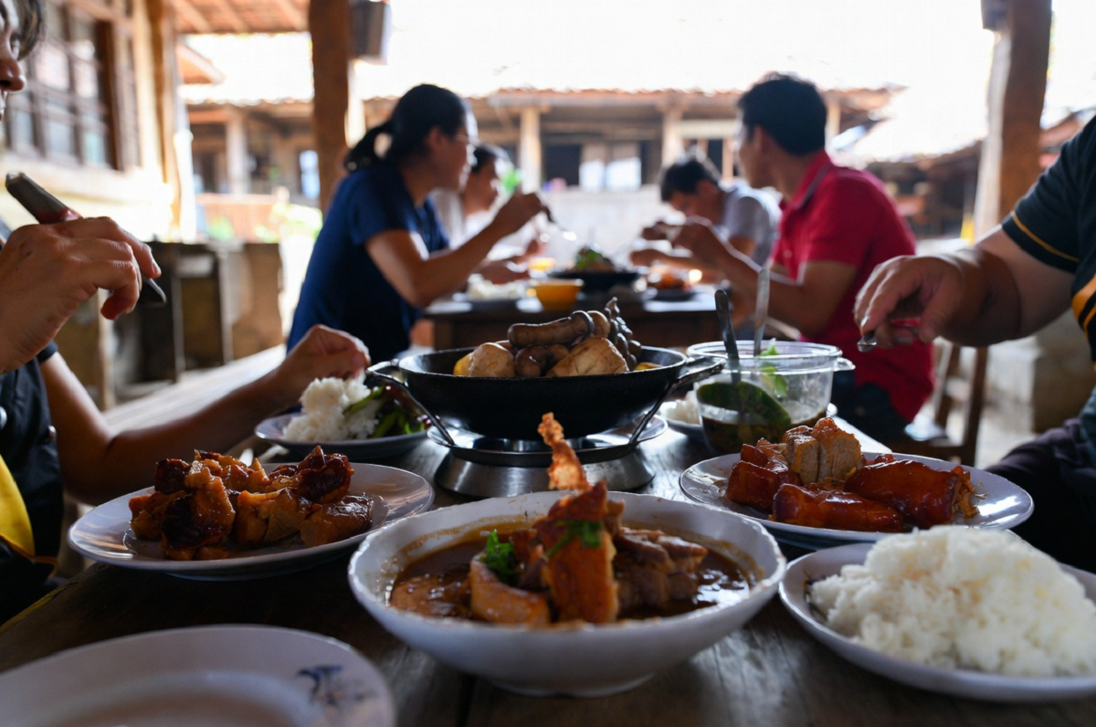Best Restaurants in Sapa, Vietnam: Where to Eat in Sapa | Tripadvisor 2 best restaurants in sapa vietnam where to eat in sapa tripadvisor 1